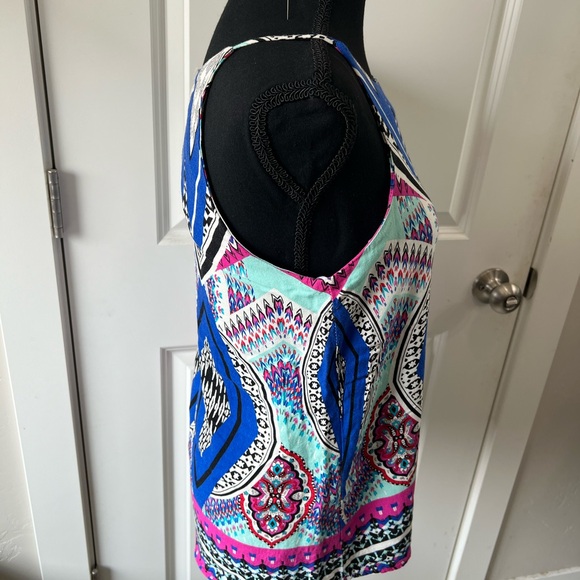 Fun summer blouse - Picture 3 of 8